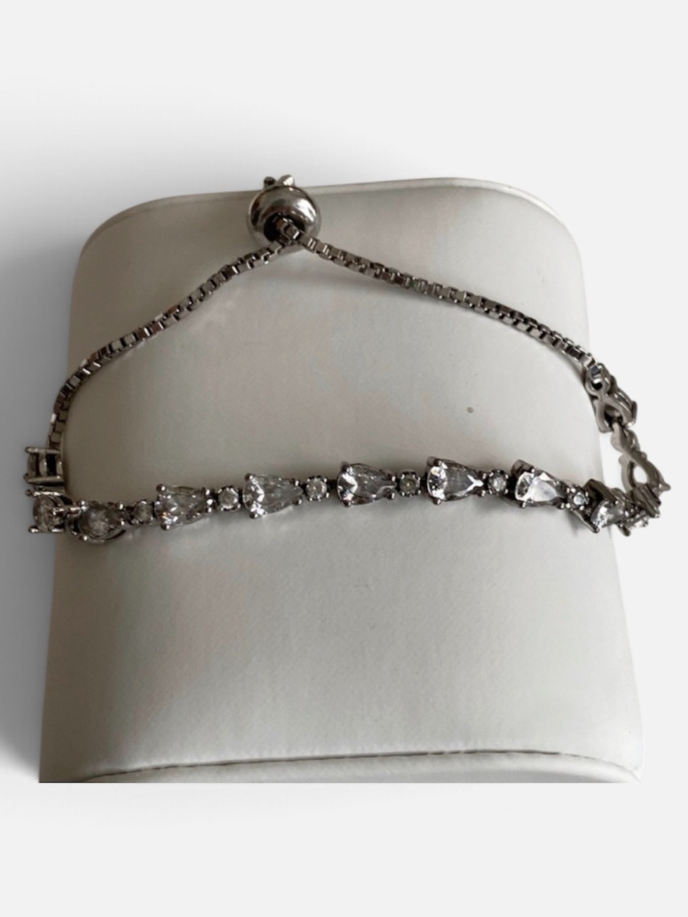 8 Carat Diamond 925 Sterling Silver Bolo Tennis Bracelet Beautiful Collectible